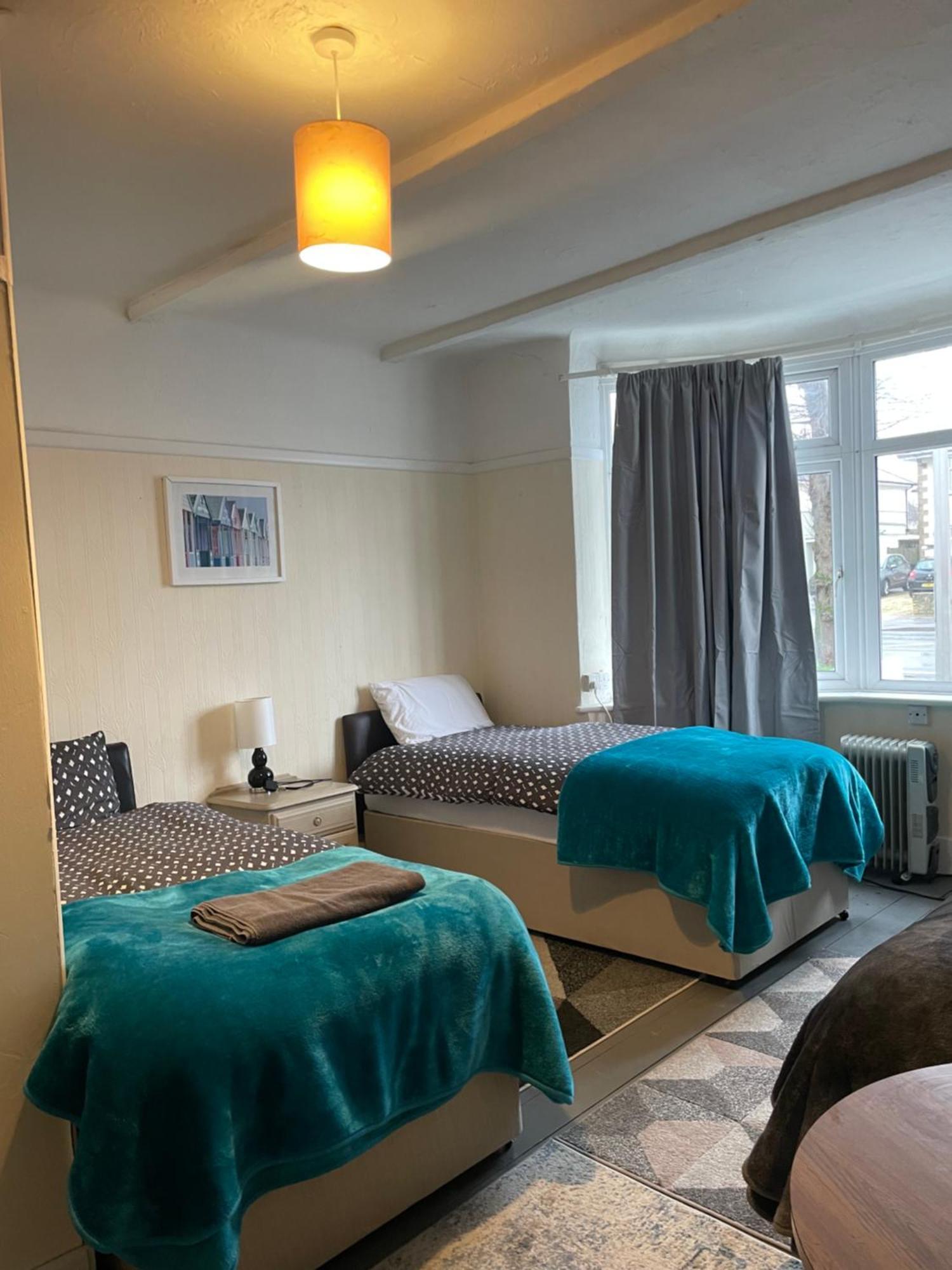Amitie Guest House Борнмут Экстерьер фото